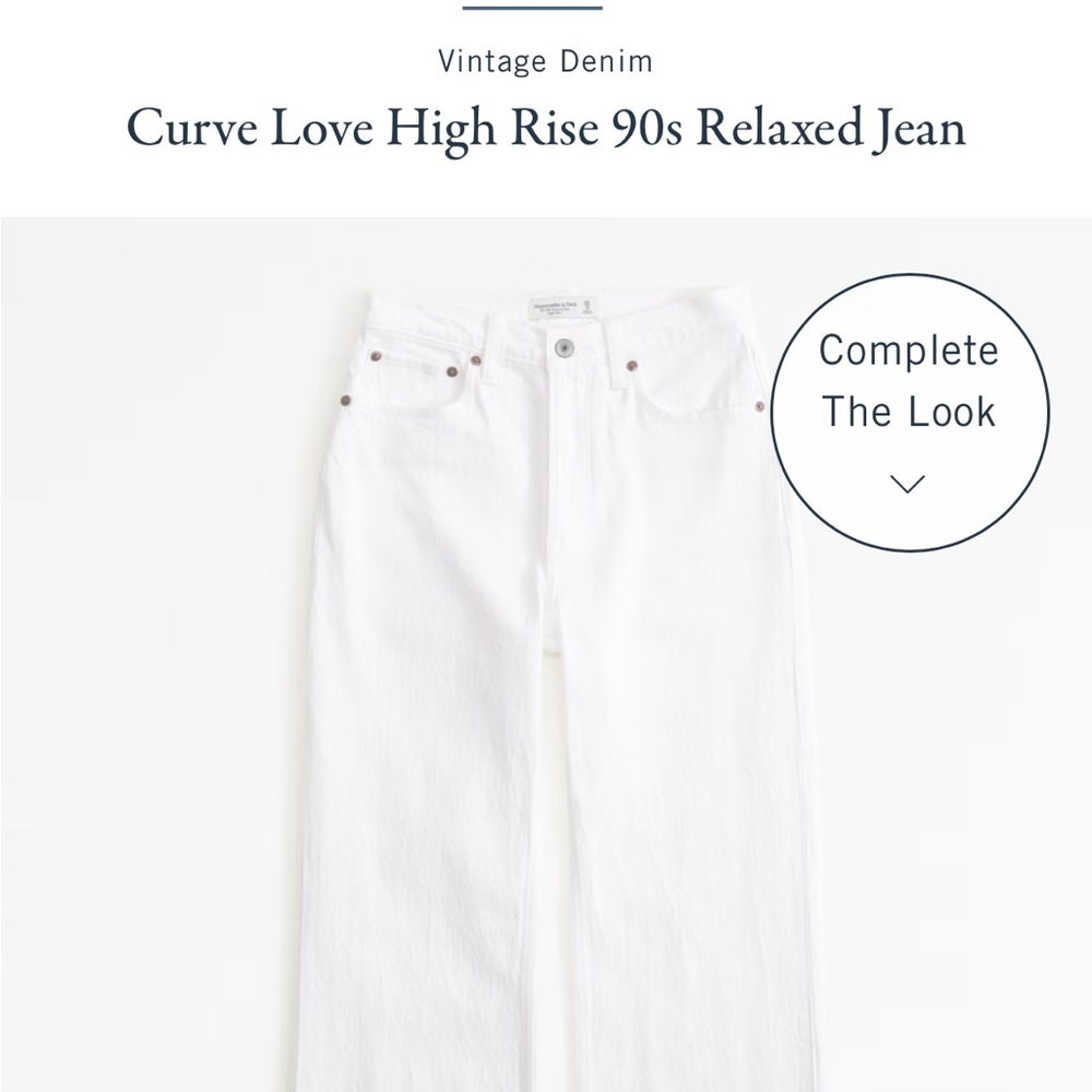 Abercrombie white Curve love jeans. Size 28 Long